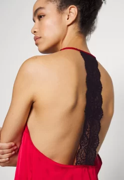 Anna Field 4 Piece Gift Set - Pyjama - Black/Red -Anna Field 10245431343b4a308e71236086d68fb8 scaled