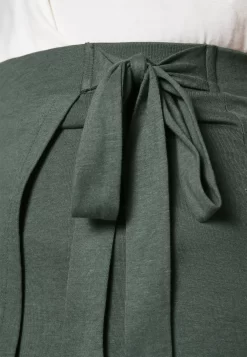 Anna Field Basic Wrap Over Midi Skirt - Jupe Trapèze - Light Green 13 Anna Field Basic Wrap Over Midi Skirt - Jupe Trapèze - Light Green -Anna Field 171a2079f44848fe88272f7a0793ac84 scaled