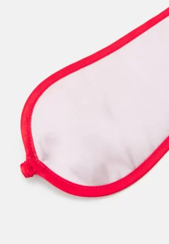 Anna Field 4 Piece Gift Set - Pyjama - Red/Pink -Anna Field 3cd93a9232b04cd1800f860399bb7f5c scaled