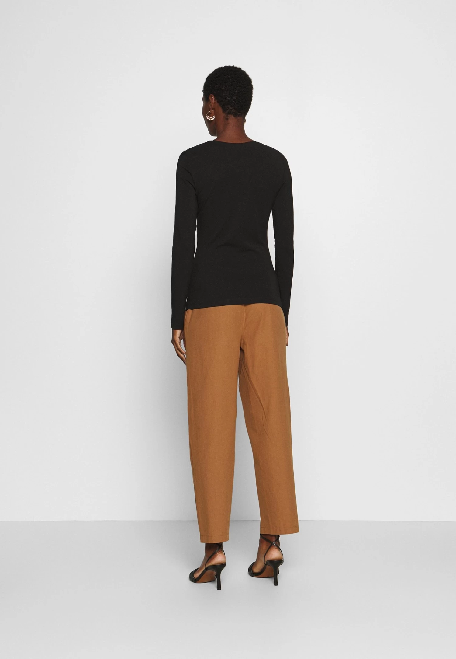 Anna Field 2 Pack - T-Shirt À Manches Longues - White/Black 3 Anna Field 2 Pack - T-Shirt À Manches Longues - White/Black – Image 3