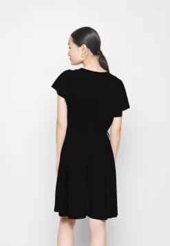 Frilled Cap Sleeves Flared Dress - Robe En Jersey - Black -Anna Field 4b96f6529d9b457490297914ae0f9da3 scaled