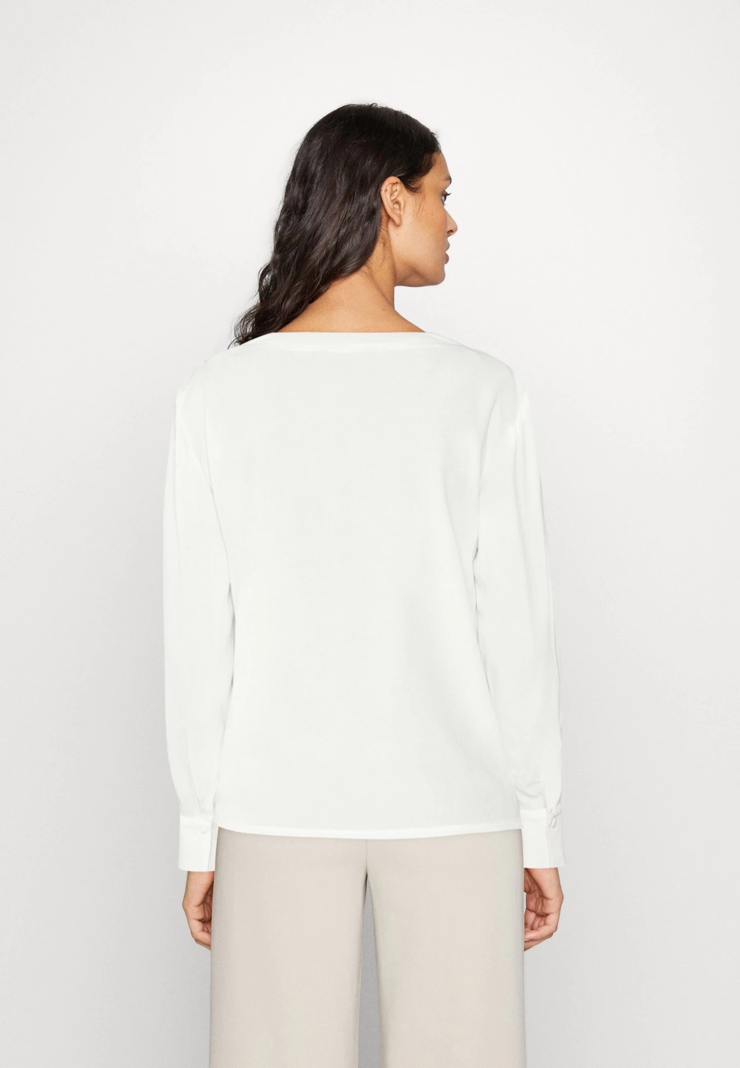 Anna Field Blouse - Off-White 3 Anna Field Blouse - Off-White – Image 3