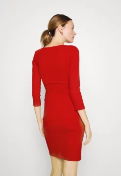 Wrapped Dress - Robe En Jersey - Red -Anna Field 62b232b15e3d4ea6b53f74cf365c652f scaled