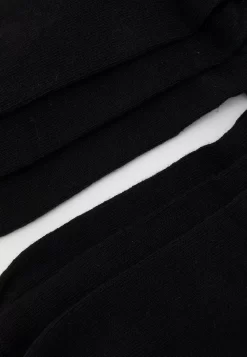 Anna Field -Anna Field 6928571f1d194b59adc9e66de94c62ea scaled