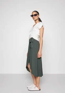 Anna Field Basic Wrap Over Midi Skirt - Jupe Trapèze - Light Green 10 Anna Field Basic Wrap Over Midi Skirt - Jupe Trapèze - Light Green -Anna Field 6f67b13ae5f545ada2a3aa5b5f746f2e scaled