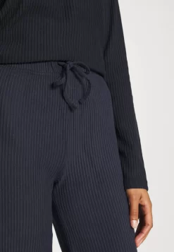 Anna Field Rib Slouch Pj Set - Pyjama - Blue -Anna Field 88673e326a764a42a99ed710ca0c91f3 scaled