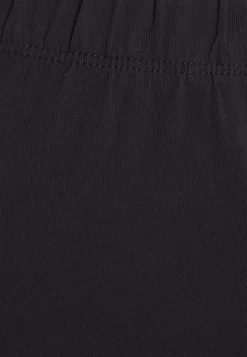 Short - Black / Black 7 Short - Black / Black -Anna Field 88a963422d88471c8b98bcdd8fffece3 scaled