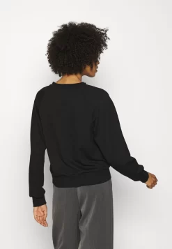 Anna Field Basic Clean Crew Neck Sweatshirt - Sweatshirt - Black -Anna Field 88bc03987686408c83d83956951c563a scaled