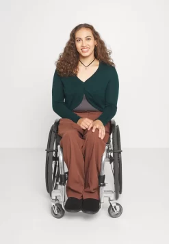 Anna Field Gilet - Dark Green -Anna Field 8ca9a122fd74477c9bd261c9b97491e9 scaled