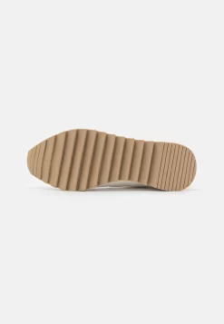 Anna Field Baskets Montantes - White -Anna Field 9615016bd61f414c8669948cdc6d2362 scaled