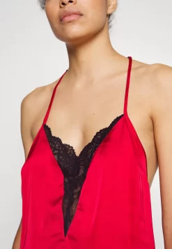 Anna Field 4 Piece Gift Set - Pyjama - Black/Red -Anna Field a10521718a4c403cb4dddeb555729aaf scaled