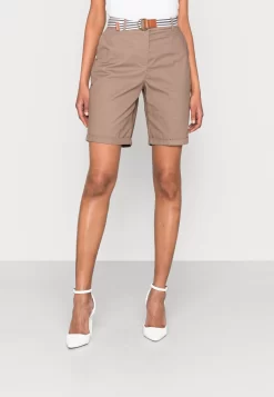 Anna Field Short - Taupe