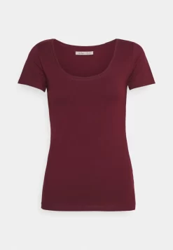 Anna Field 3 Pack - T-Shirt Basique - Dark Red/Dark Blue/White -Anna Field a6e8d7cc5d114107a1ad4c565da09b52 scaled