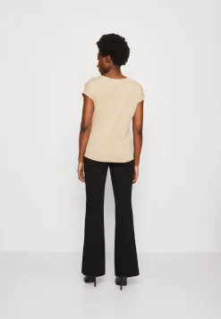 Anna Field 3 Pack - T-Shirt Basique - Beige/Off-White/Red -Anna Field ae122f093c1a4c4dbdc7d2f3c203b300 scaled