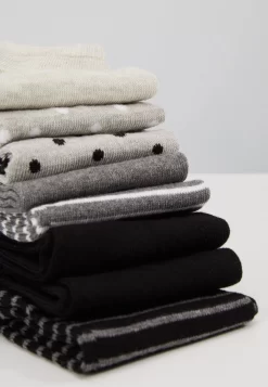 Anna Field 8Pp Spot Stripe - Chaussettes - Grey 7 Anna Field 8Pp Spot Stripe - Chaussettes - Grey -Anna Field c4f9f9de7c754216a2ed0c3f542fba9e