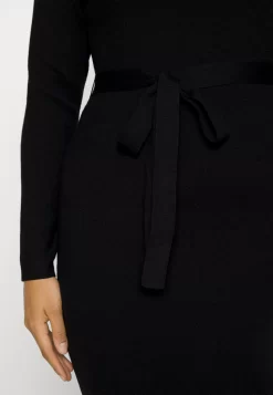 Robe Pull - Black -Anna Field daaca4e5d3a74e0ab5803f1926375e75 scaled