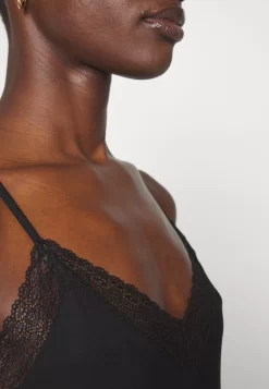 Anna Field 2 Pack - Débardeur - Black/Beige 15 Anna Field 2 Pack - Débardeur - Black/Beige -Anna Field f1436da5a4f2434e85075dce6da3e0d3 scaled