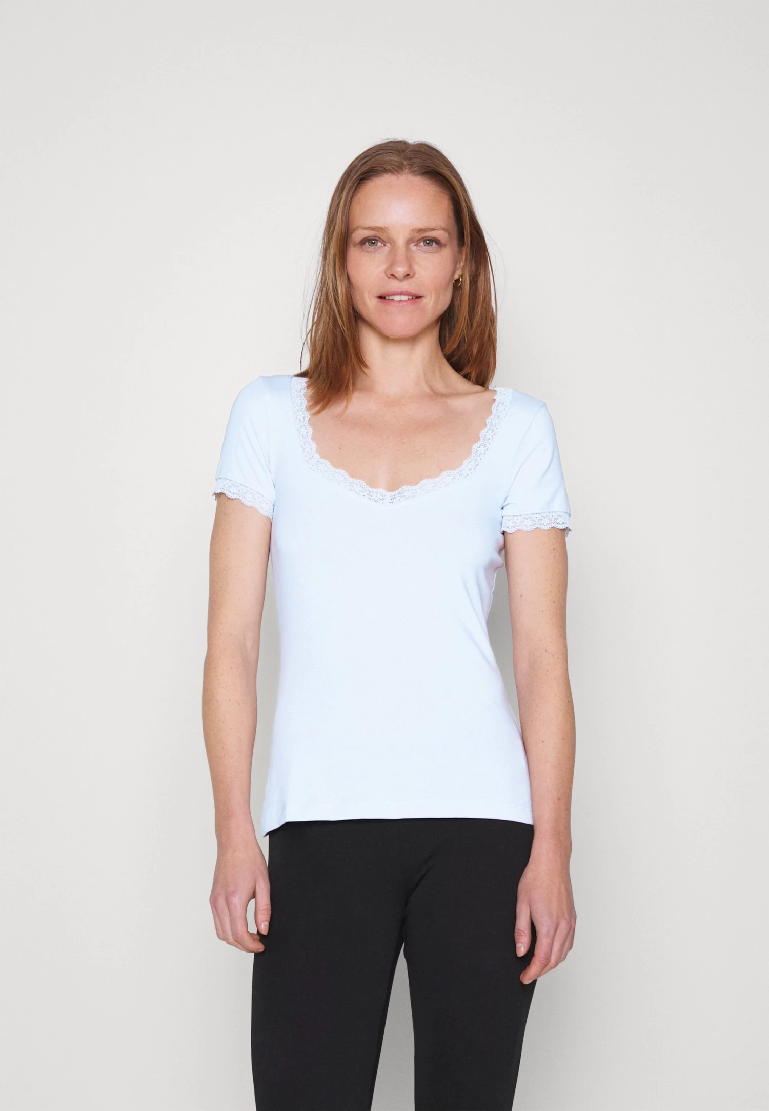Anna Field T-Shirt Basique - Light Blue 1 Anna Field T-Shirt Basique - Light Blue